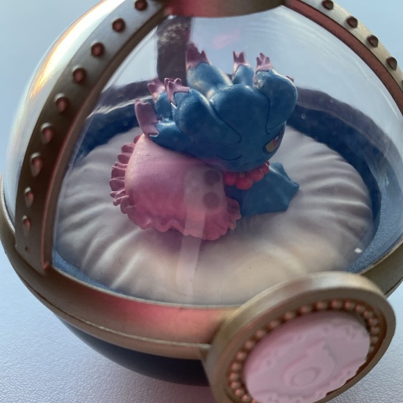 Pokémon Misdreavous sleeping figure - Picture 3 of 4